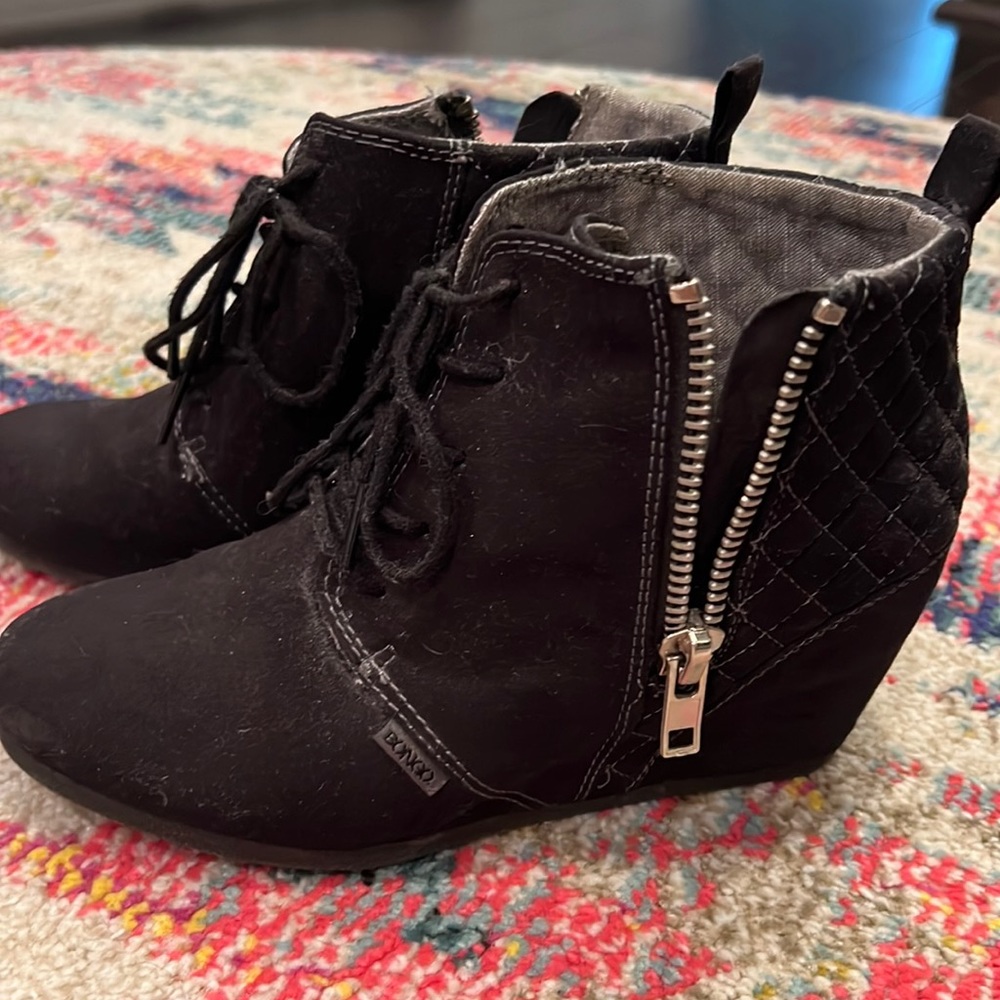 Bongo booties.